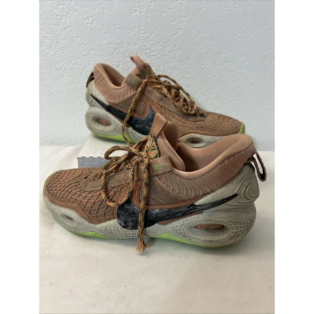 Nike Cosmic Unity Apricot Agate Basketball Shoes DA6725-800 Mens Size 9.5 2022‎